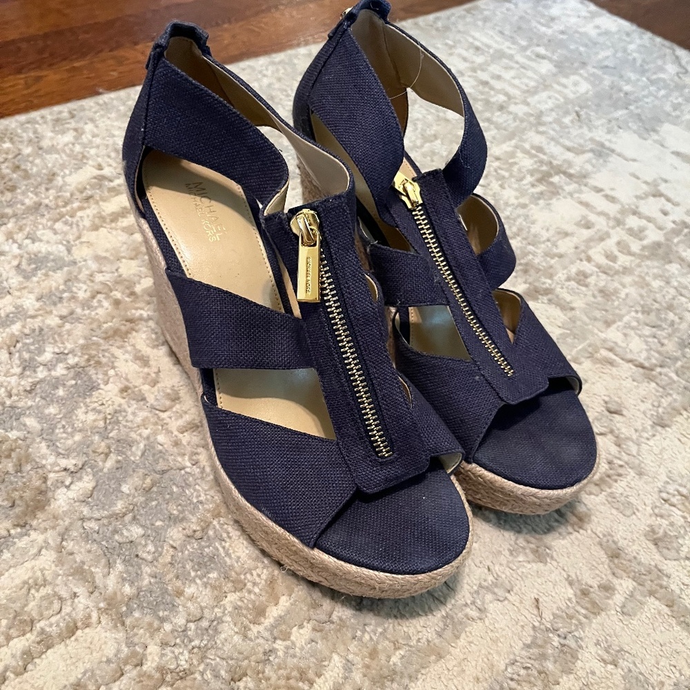 MK wedges